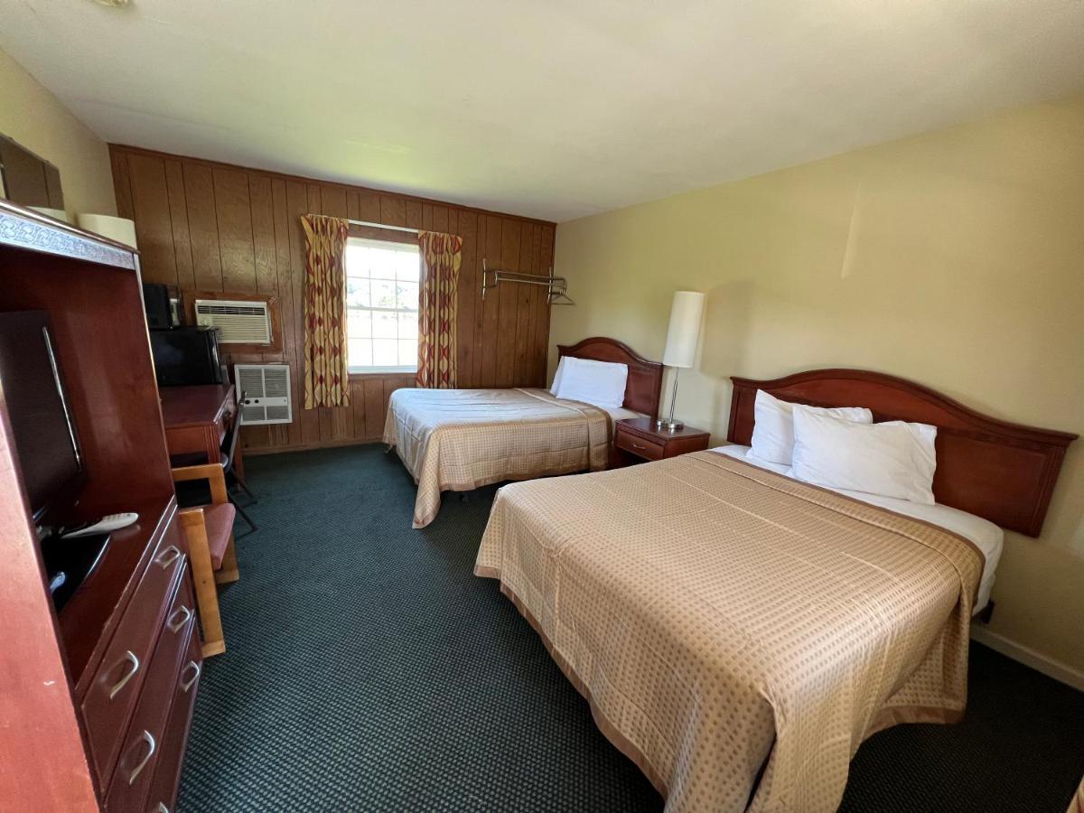 Relax Inn By Oyo Natural Bridge I-81 Exterior foto