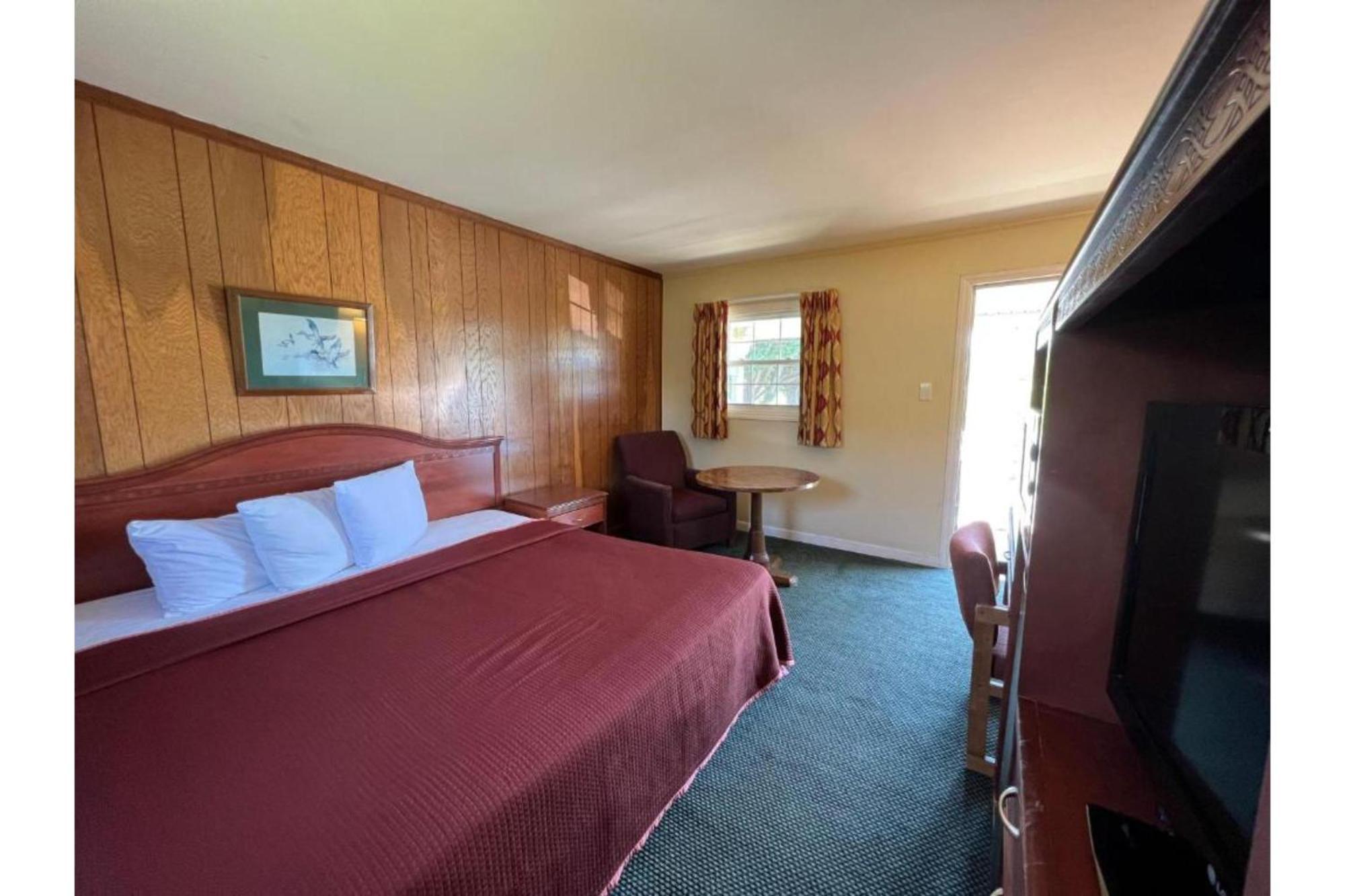 Relax Inn By Oyo Natural Bridge I-81 Exterior foto